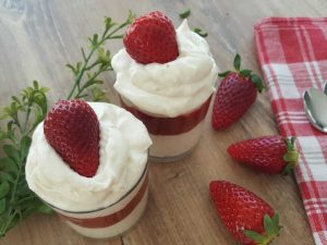 mascarpone sa jagodama